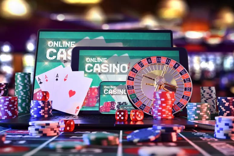 super888 slot mobile app interface showing live dealer table on smartphone screen